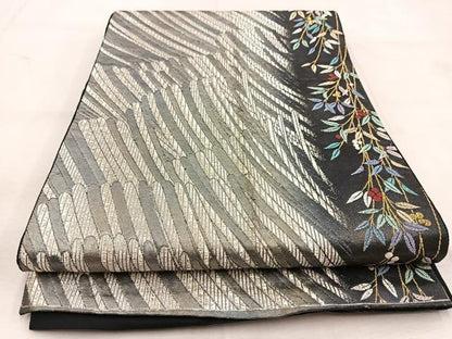 平和屋着物◎六通柄袋帯　唐織　南天間道　黒地　金銀糸　正絹　逸品　BAAU6780yc