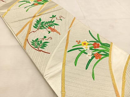 平和屋着物◎六通柄袋帯　唐織　南天竹芝文　金銀糸　正絹　逸品　BAAU6843yc