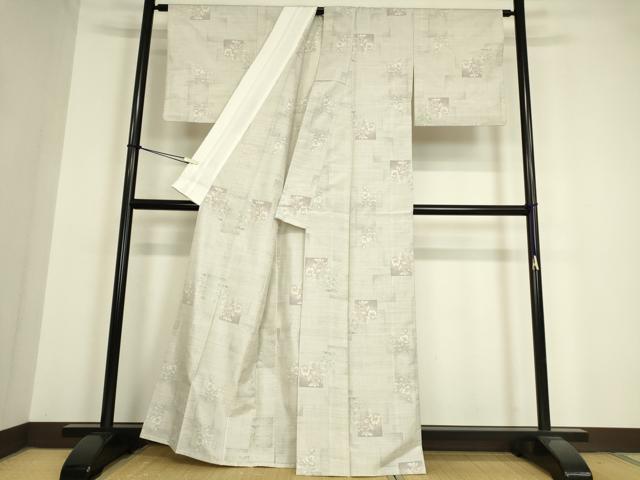 平和屋着物▽本場大島紬 白大島 単衣 9マルキ 色紙花文 正絹 逸品 DAAV5390az