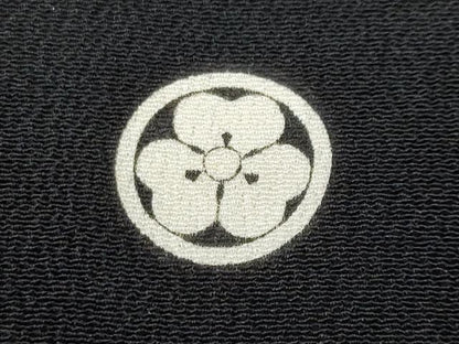 平和屋着物■豪華黒留袖　駒刺繍　御所車亀甲花文　正絹　逸品　CAAW7068fb