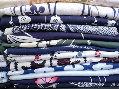 平和屋本店■浴衣 まとめて 45点 菊 花柄 紫陽花 百合 ラメ Luxjewel しじら織 など 着用可能多数 未使用品あり ppp2570