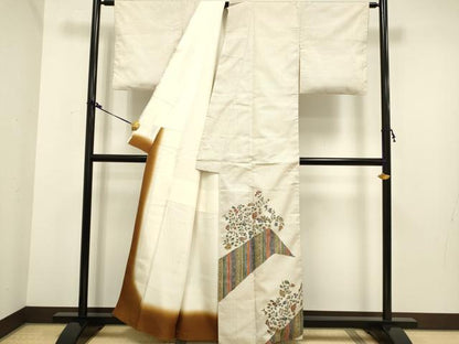 平和屋着物●本場大島紬 訪問着 白大島 作家物 更紗花文 正絹 逸品 DAAV3465du