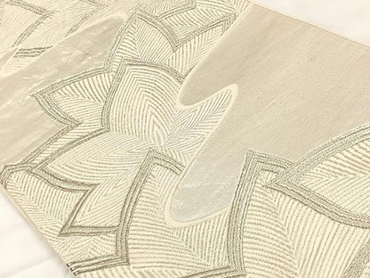 平和屋着物◎六通柄袋帯　唐織　雲取り花文　銀糸　正絹　逸品　CAAX2912id