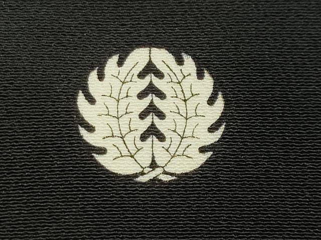 平和屋着物■豪華黒留袖　駒刺繍　桐菊吉祥文　金銀彩　正絹　逸品　CAAY6417gh