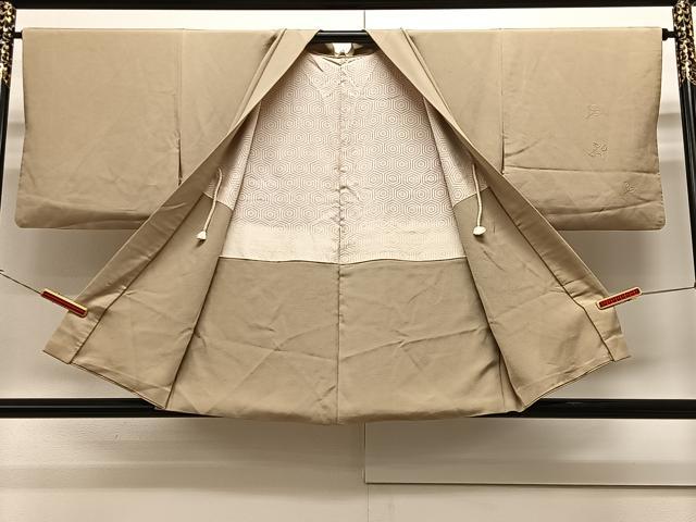 平和屋着物∞羽織 総刺繍 草葉文 白橡色 正絹 逸品 CAAX7866ua