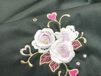 平和屋着物●行灯袴　刺繍　舞花文　金糸　洗える着物　未使用　AABB3603ph