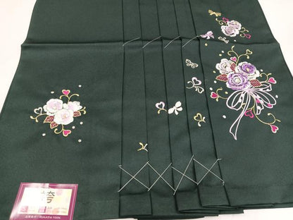 平和屋着物●行灯袴　刺繍　舞花文　金糸　洗える着物　未使用　AABB3612ph