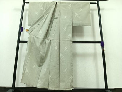 平和屋着物▽本塩沢 単衣 110亀甲 舞葉文 正絹 逸品 AABB3595jh