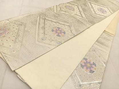 平和屋着物◎六通柄袋帯　唐織　孔雀羽花菱文　金銀糸　正絹　逸品　BAAU9453yc