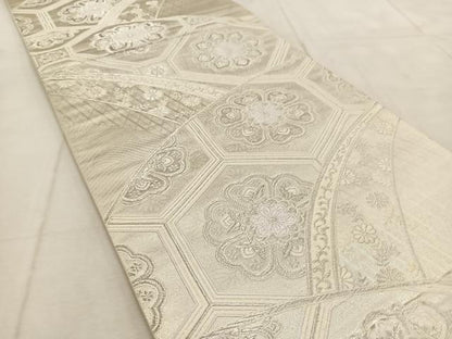 平和屋着物◎六通柄袋帯　唐織　亀甲花文　銀糸　正絹　逸品　BAAU9914yc
