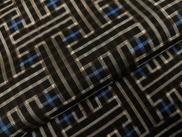 平和屋着物●本場大島紬 龍郷絣 秋名バラ 正絹 逸品 AABB8228ph