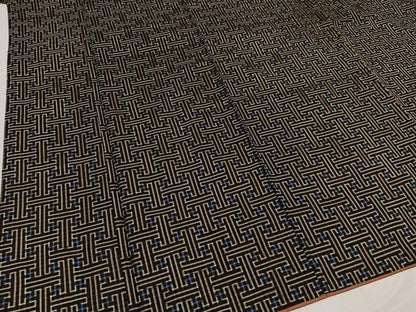 平和屋着物●本場大島紬 龍郷絣 秋名バラ 正絹 逸品 AABB8228ph