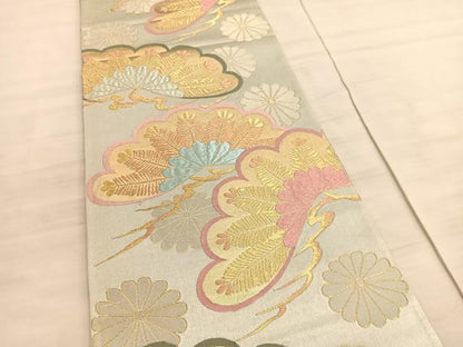 平和屋着物◎六通柄袋帯　唐織　松菊文　金糸　正絹　逸品　BAAV5788hv