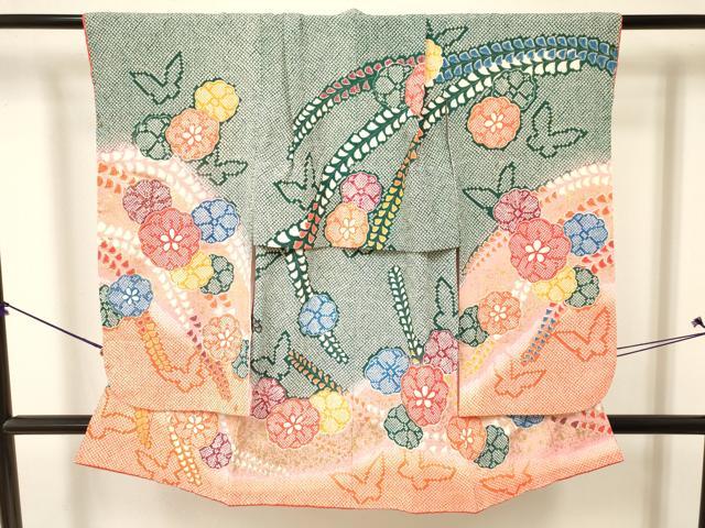 平和屋着物[]七五三　女の子　３歳　祝着　三つ身　花蝶文　暈し染め　金彩　洗える着物　DAAY3116ma
