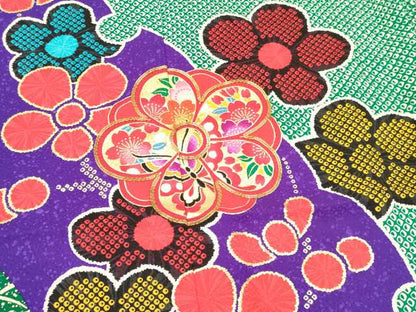 平和屋着物[]七五三　女の子　７歳　祝着　四つ身　襦袢(単衣・半衿刺繍)・袋帯セット　駒刺繍　花蝶雪芝文　金彩　逸品　DAAY3120ma