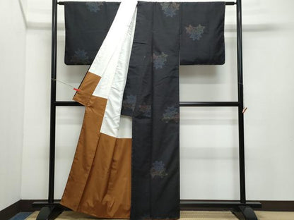 平和屋着物●結城紬　80亀甲　飛び亀甲柄　楓文　正絹　逸品　未使用　CAAZ8175vf