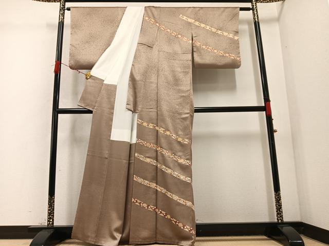 平和屋着物●訪問着　駒刺繍　花唐草文　金彩　正絹　逸品　AABC9779ph