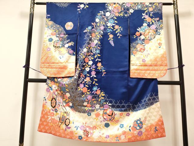平和屋着物[]七五三　女の子　７歳　祝着　四つ身　襦袢(単衣・半衿刺繍)セット　御所車雪輪花蝶文　暈し染め　金彩　逸品　DAAY3153ma