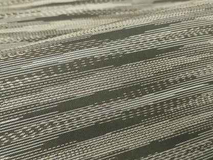 平和屋着物●本場大島紬 霞文 正絹 逸品 DAAY9219az