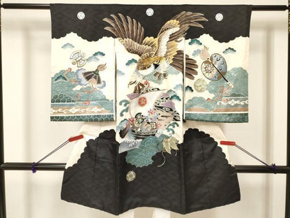 平和屋着物[]お宮参り　男の子　祝着　産着　初着　のしめ　刺繍　鷹　鷲　宝船　金銀彩　逸品　DAAY3209ma