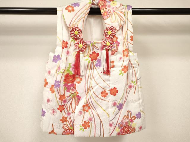 平和屋着物[]七五三　女の子　３歳　祝着　三つ身　被布・巾着セット　舞桜文　金彩　洗える着物　DAAY3231ma