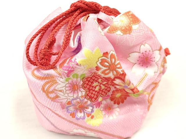 平和屋着物[]七五三　女の子　３歳　祝着　三つ身　被布・巾着セット　舞桜文　金彩　洗える着物　DAAY3231ma