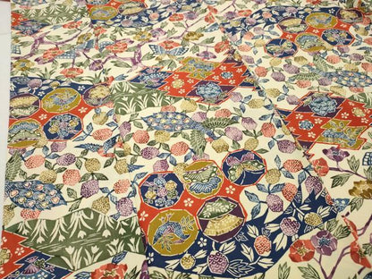 平和屋着物●上質な小紋　型染め　松皮菱孔雀花文　正絹　逸品　AABC2182gw