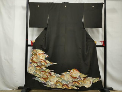 平和屋着物■豪華黒留袖　駒刺繍　流水鳳凰文　金彩　正絹　逸品　AABC2176gw