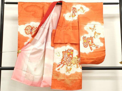 平和屋着物[]七五三　女の子　７歳　祝着　四つ身　駒刺繍　御所車舞蝶文　暈し染め　金銀彩　逸品　CAAZ7030ze