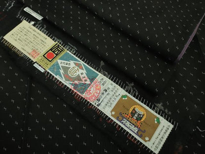 平和屋着物●極上　本場大島紬　古代染色純泥染　深田兼徳作　黒地　証紙付き　逸品　DZAB2534kh6