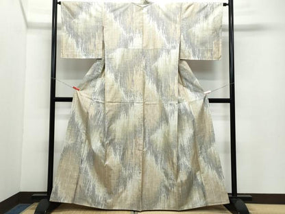 平和屋着物●本場大島紬 白大島 7マルキ 霞文 正絹 逸品 CABA6052vf