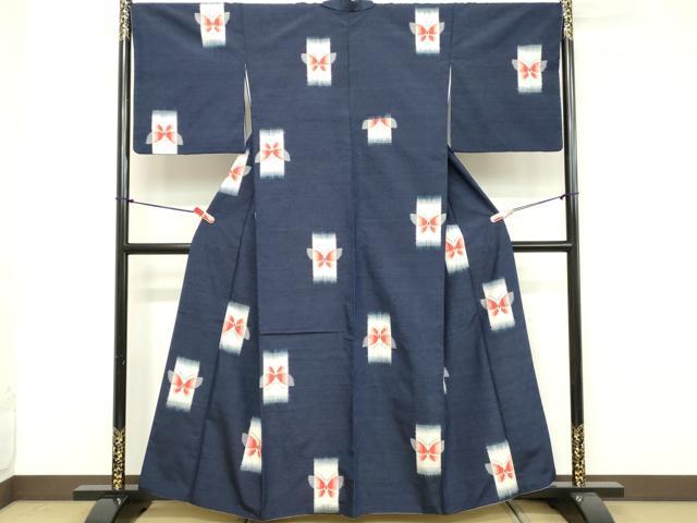 平和屋着物■上質な紬　舞蝶文　正絹　逸品　DAAZ8064cd