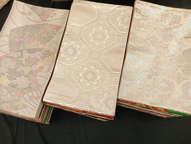 平和屋着物■袋帯 西陣 まとめて100点 向かい鳳凰 向かい鶴 孔雀 鳥獣 蝶 花柄 七宝 宝相華 佐賀錦 金銀糸 未使用品あり 全て正絹 mmm076