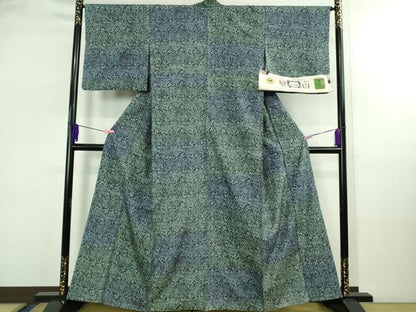 平和屋着物●極上　ムガシルク結城紬　インド・アッサム　野蚕糸　手織　唐草文　証紙付き　逸品　DZAB2797kh6