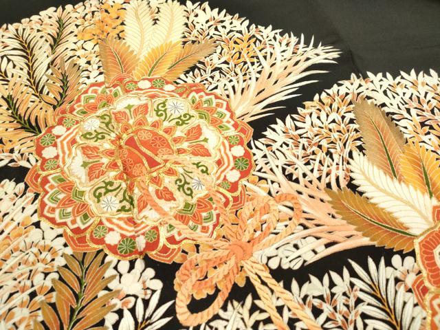 平和屋着物■豪華黒留袖　駒刺繍　鏡裏羊歯花文　金彩　正絹　逸品　DAAY6435ea