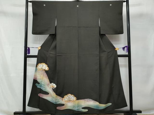 平和屋着物■豪華黒留袖　駒刺繍　松　暈し染め　金銀彩　正絹　逸品　CABA7636fb