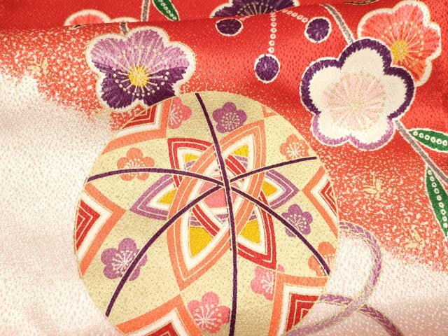 平和屋着物[]七五三　女の子　７歳　祝着　四つ身　鞠花文　暈し染め　金彩　逸品　DAAY3323ma