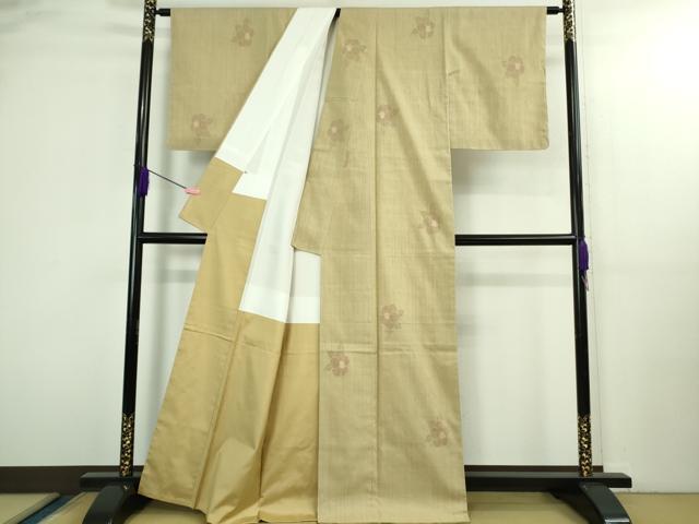 平和屋本店●極上　本場結城紬　重要無形文化財　160亀甲　飛び亀甲柄　椿　枯色地　大丸扱い　証紙付き　逸品　未使用　DZAA4484kh6