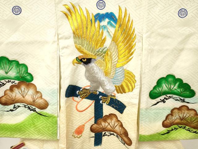 平和屋着物[]お宮参り　男の子　祝着　産着　初着　のしめ　刺繍　鷹　鷲　風景松文　暈し染め　金彩　逸品　DAAY3361ma