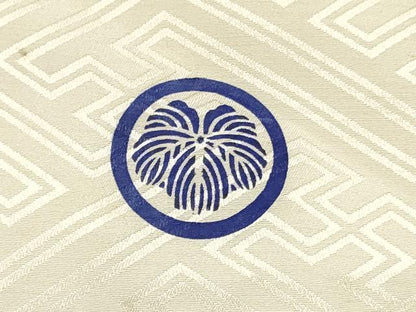 平和屋着物[]お宮参り　男の子　祝着　産着　初着　のしめ　刺繍　鷹　鷲　風景松文　暈し染め　金彩　逸品　DAAY3361ma