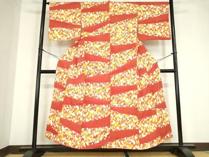 平和屋着物●上質な小紋　型染め　草花シルエット　正絹　逸品　DAAY9669az