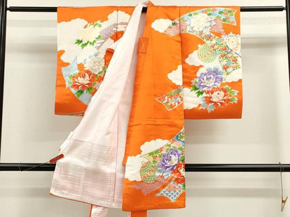 平和屋着物[]お宮参り　女の子　祝着　産着　初着　のしめ　駒刺繍　束ね熨斗鈴草花文　金彩　逸品　CABB2047ze