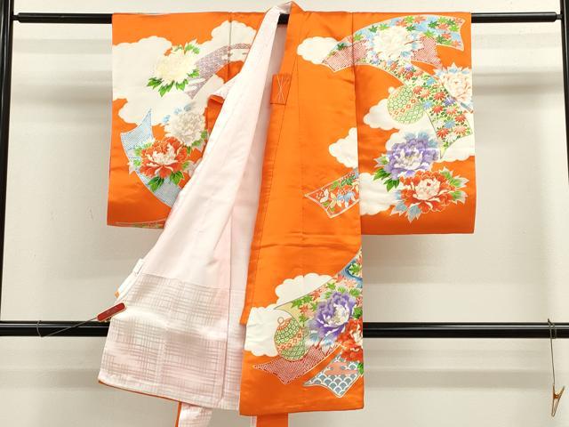 平和屋着物[]お宮参り　女の子　祝着　産着　初着　のしめ　駒刺繍　束ね熨斗鈴草花文　金彩　逸品　CABB2047ze