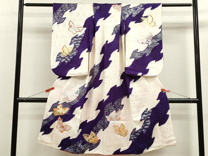 平和屋着物[]七五三　女の子　７歳　祝着　四つ身　刺繍　舞蝶花文　金銀彩　逸品　CABB2045ze