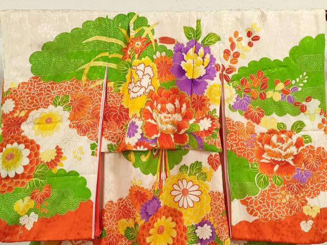 平和屋着物[]七五三　女の子　３歳　祝着　三つ身　長襦袢セット　刺繍　花束文　金彩　逸品　CABB2050ze