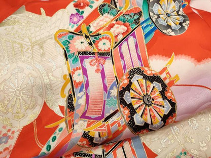 平和屋着物[]お宮参り　女の子　祝着　産着　初着　のしめ　駒刺繍　雲取り御所車文　暈し染め　金銀彩　逸品　CABB2062ze