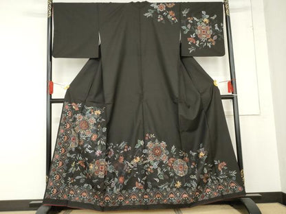 平和屋着物●総刺繍　訪問着　紬地　中国三大刺繍　汕頭刺繍　スワトウ刺繍　更紗正倉院花文　黒地　正絹　逸品　AABE0040cs