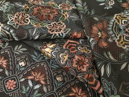 平和屋着物●総刺繍　訪問着　紬地　中国三大刺繍　汕頭刺繍　スワトウ刺繍　更紗正倉院花文　黒地　正絹　逸品　AABE0040cs