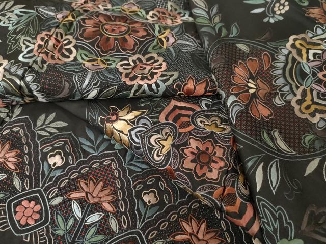 平和屋着物●総刺繍　訪問着　紬地　中国三大刺繍　汕頭刺繍　スワトウ刺繍　更紗正倉院花文　黒地　正絹　逸品　AABE0040cs