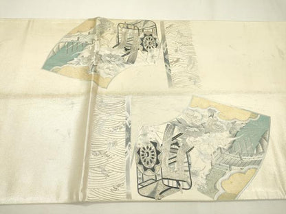 平和屋着物▼太鼓柄袋帯　総刺繍　地紙御所車花文　銀糸　正絹　逸品　DAAZ6425fe